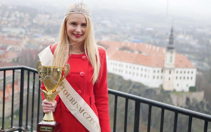 VIDEO: Jana Kůtová (25) z Ústeckého kraje se stala českou Miss Tourism
