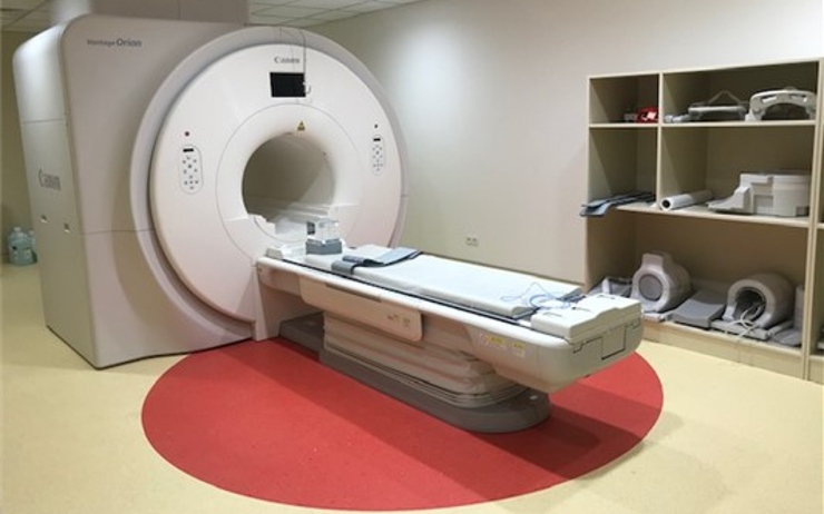 V děčínské nemocnici otevřeli nové pracoviště magnetické rezonance