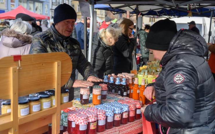 Příští týden se opět můžete těšit na farmářské trhy, opatření se jim ale nevyhnou