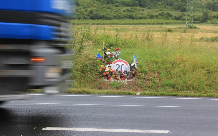 Silnice z Ústí do Děčína bude kvůli vyšetřování tragické nehody uzavřena