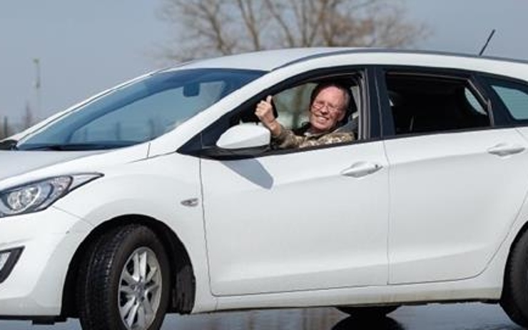Procvičte si schopnosti: Autodrom nabízí kurzy bezpečné jízdy pro seniory zdarma