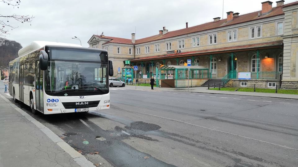 Pozor na dopravní omezení v Krásném Studenci. Bude tu probíhat oprava komunikace, autobus nebude obsluhovat některé zastávky