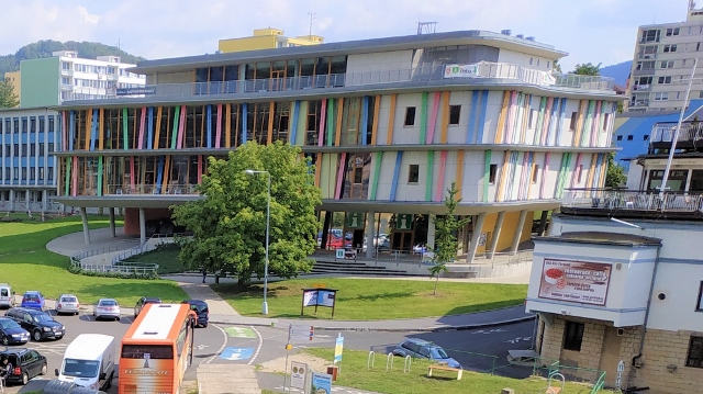 V Děčíně je opět možné půjčit si knížku přes výdejní okénko