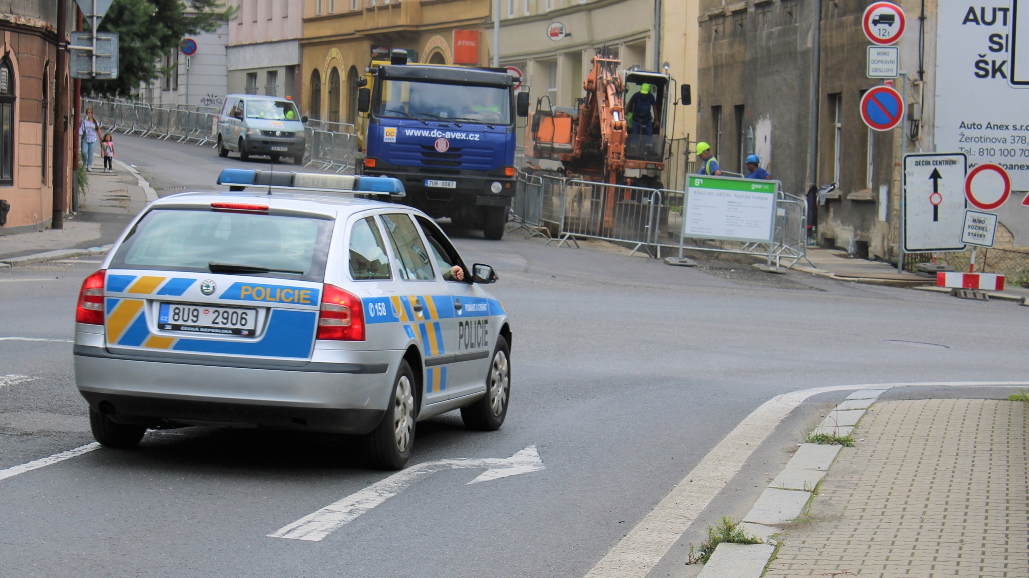Děčín: Rekonstrukce plynovodu na Teplické ulici postupuje. Pozor na kyvadlový provoz řízen lidmi či semaforem