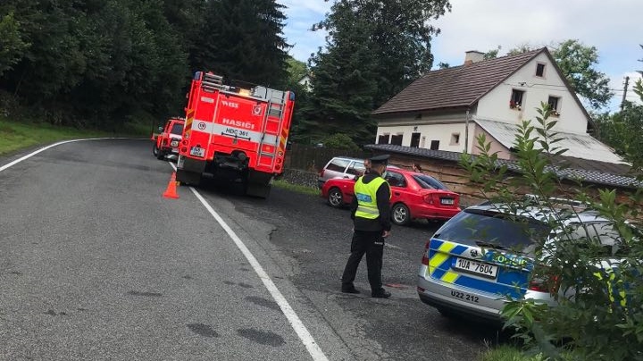 Aktuálně! Záchranné složky vyjely k dopravní nehodě mezi obce Fojtovice a Heřmanov