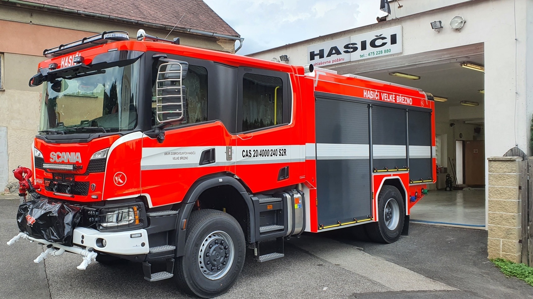 Foto: Dobrovolní hasiči z Velkého Března mají nové auto! Jedná se o cisternu CAS 20 Scania