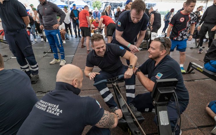 Krajští záchranáři zazářili na Mistrovství světa ve veslování, na veslařských trenažérech byli nejrychlejší