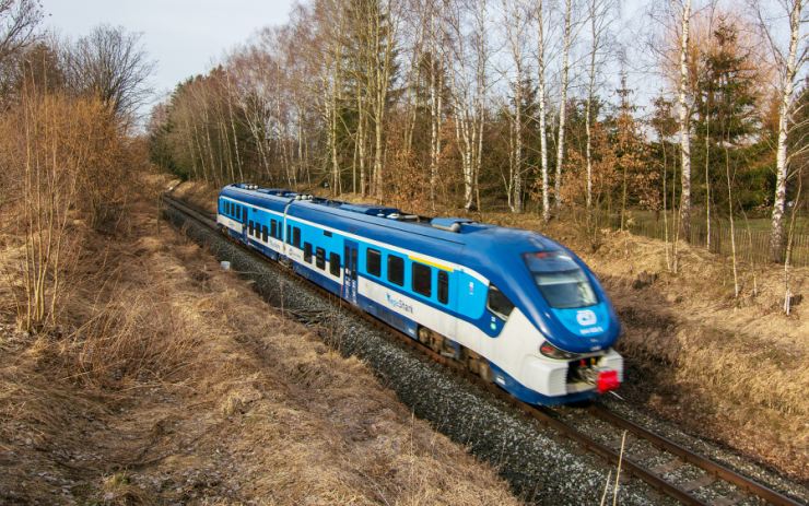 Na trati mezi Děčínem a Rumburkem dojde k výluce, místo vlaků pojedou autobusy