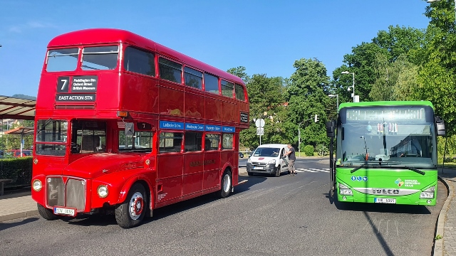 OBRAZEM: Autobus Double Decker Leyland opět ožil. Ve čtvrtek proběhla jeho zkušební jízda po městě