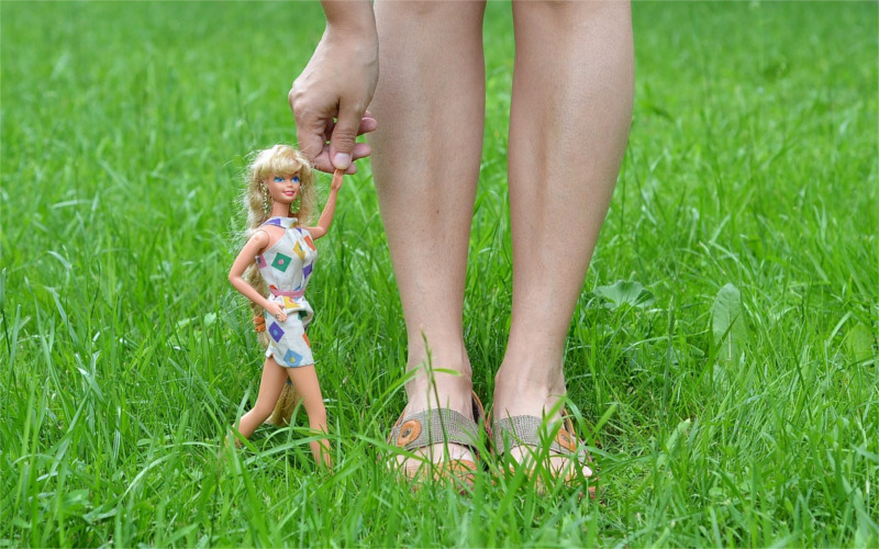 Zájem o panenky Barbie v Česku roste. Šílenství vyvolává stejnojmenný film